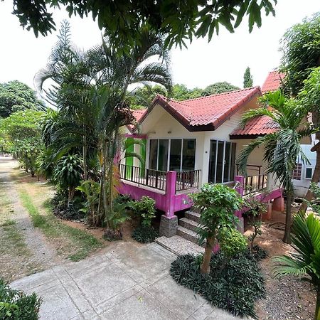 Hotel Mae Somboon House Lamai Beach  Exterior foto